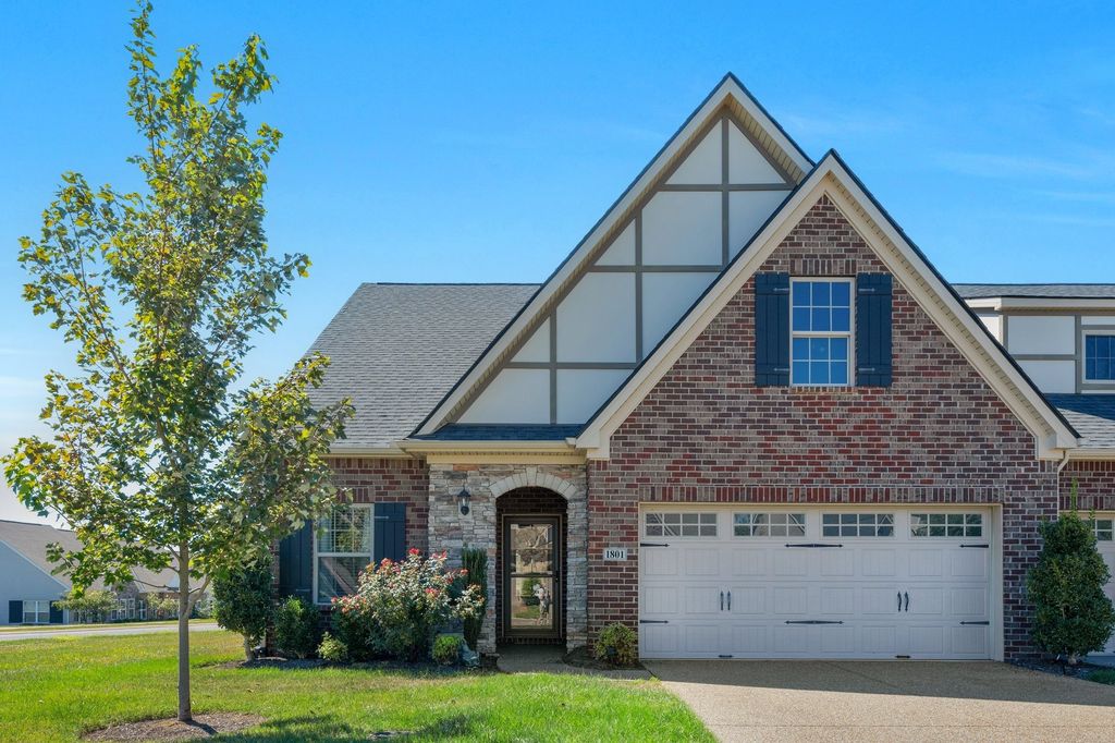 1801 Ravenwood Ct, Lebanon