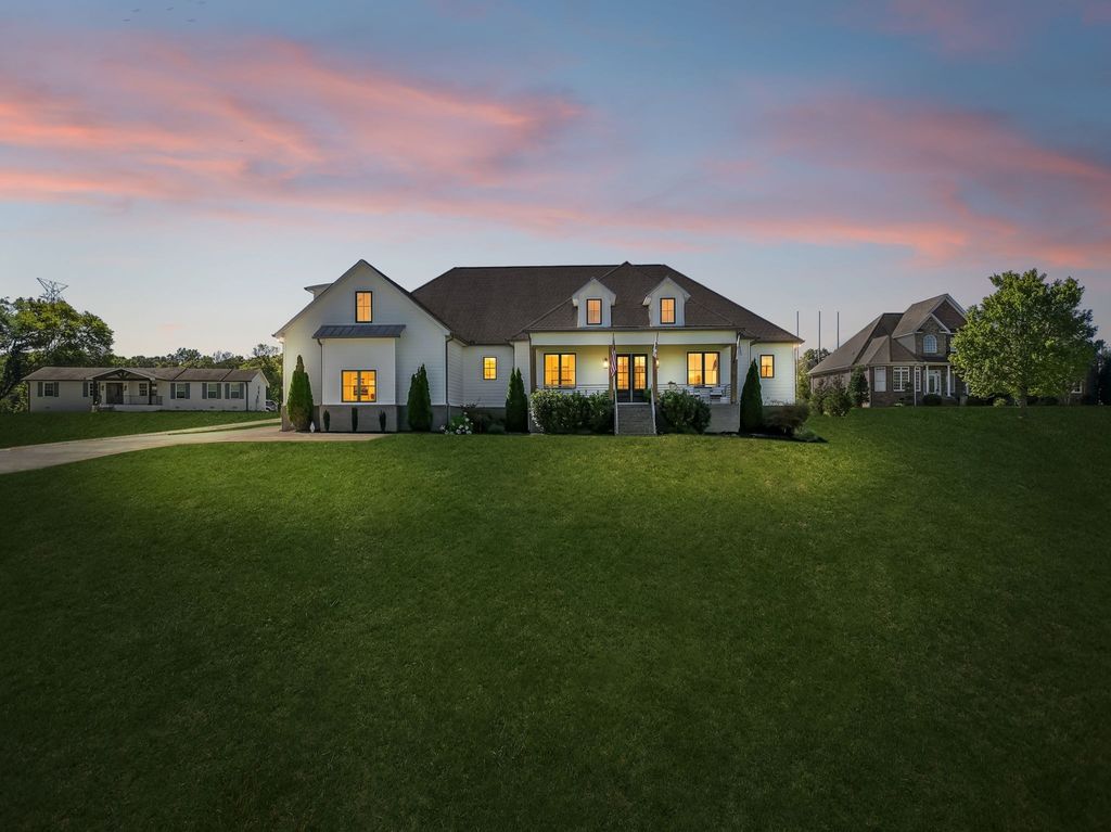 2180 Philadelphia Rd, Lebanon