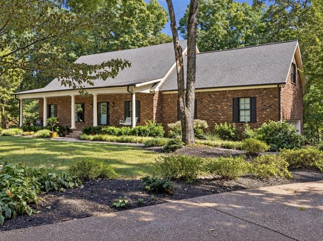 102 Ridglea Ct, Burns