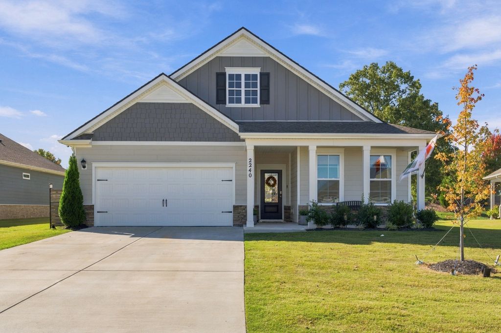 2240 Quinn Dr, White House