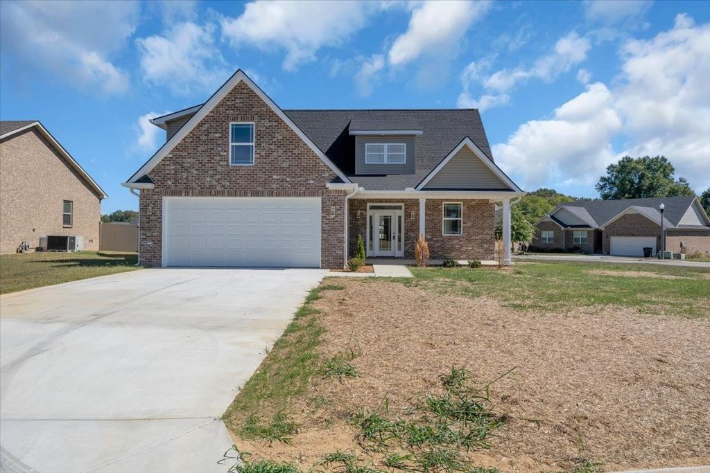 18 Daffodil Dr, Tullahoma