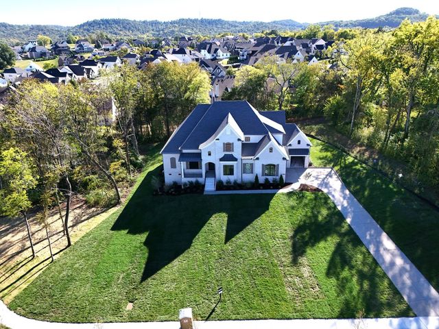 9906 Amarosa Court, Brentwood