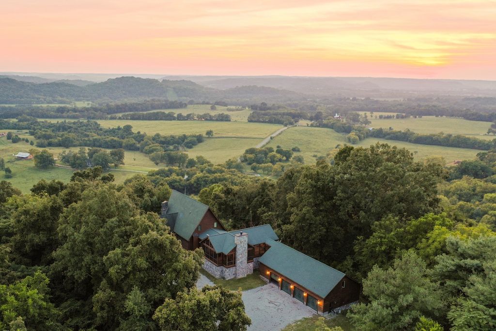 4059 Jimmy Gray Robinson Rd, Williamsport