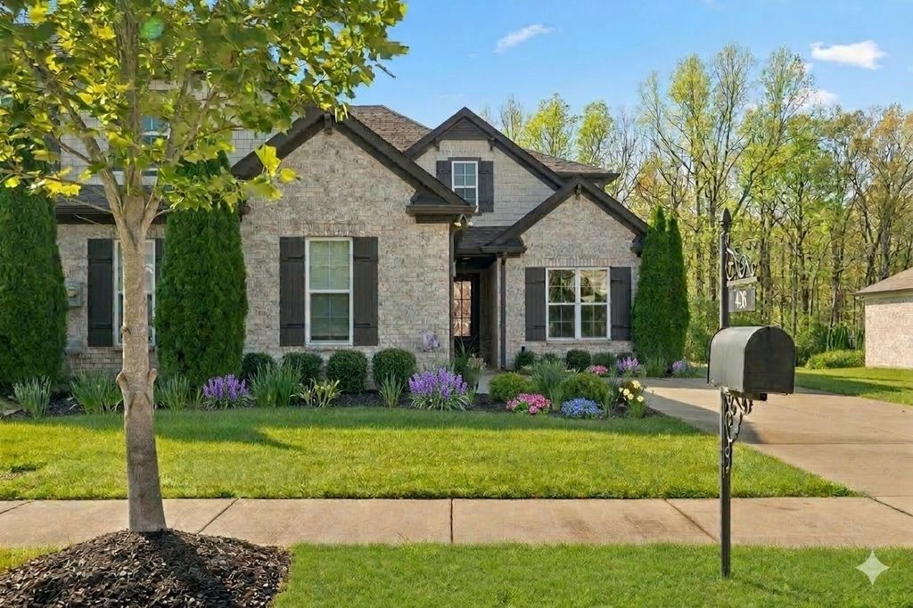408 Anchor Reserve Cv, Hermitage