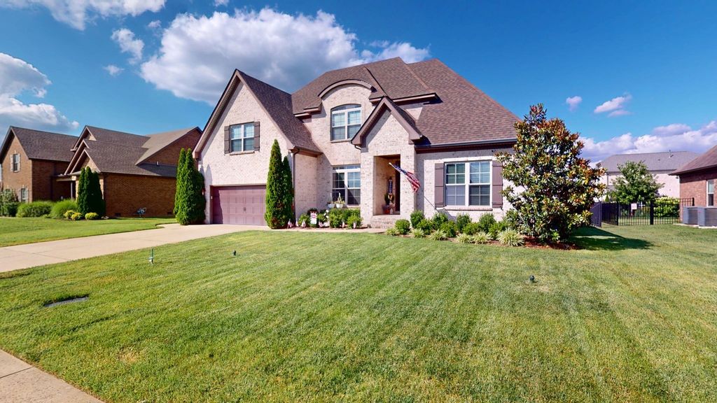 5709 Iverson Dr, Murfreesboro
