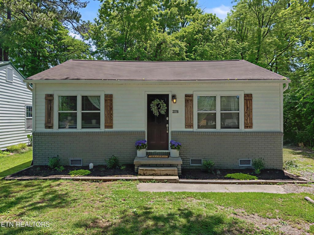2376 Pennsylvania Ave, Maryville