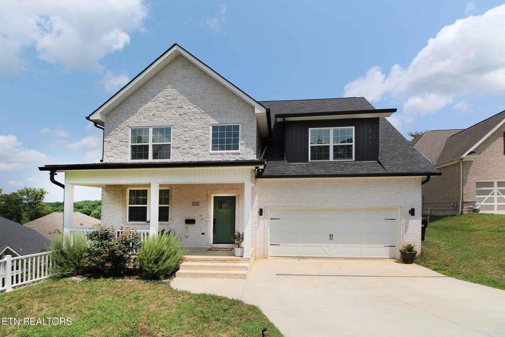 3376 Flagstaff Lane, Knoxville