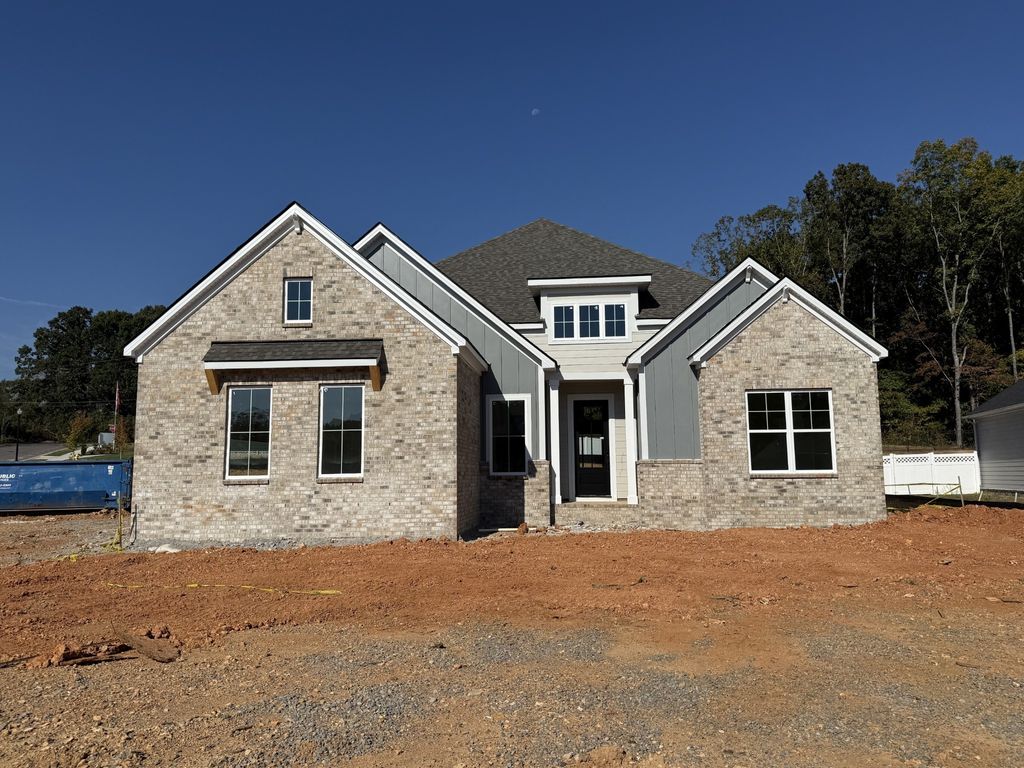 7257 Fairlawn Drive, Fairview
