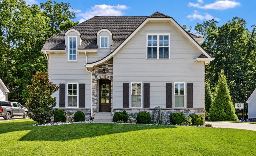 483 Sheas Way, Clarksville