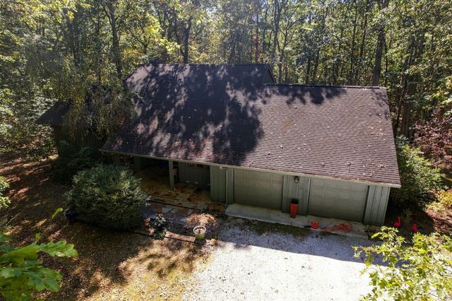 2241 Sarvisberry Pl, Monteagle