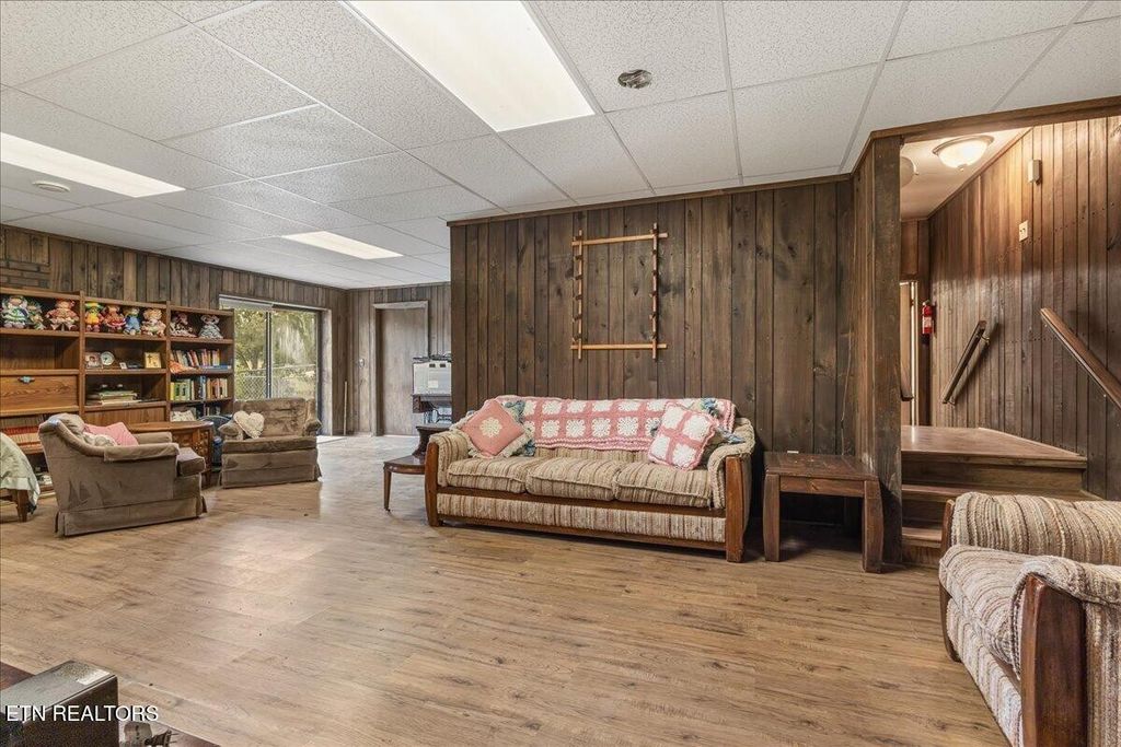 459 Kincaid Rd, Madisonville