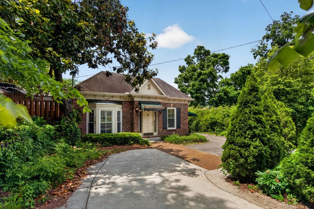 511 S Wilson Blvd, Nashville