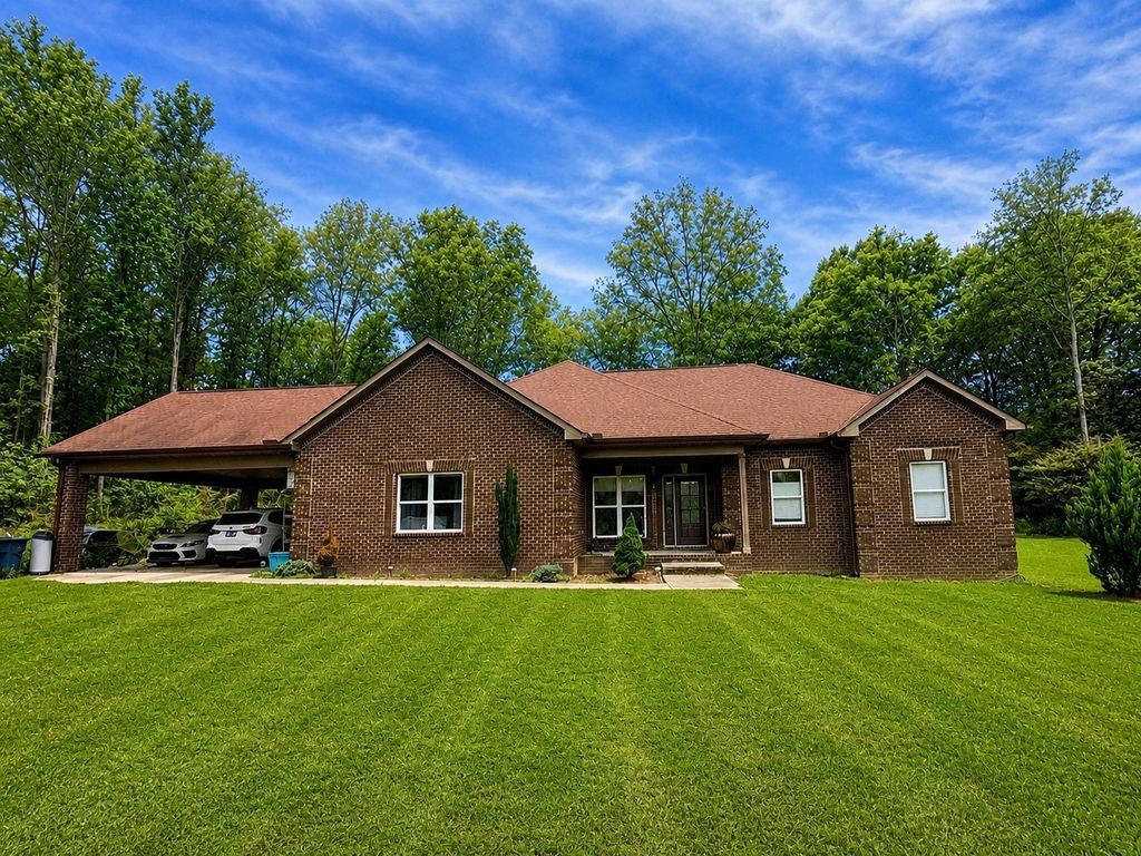 6734 Highway 41 N, Cedar Hill