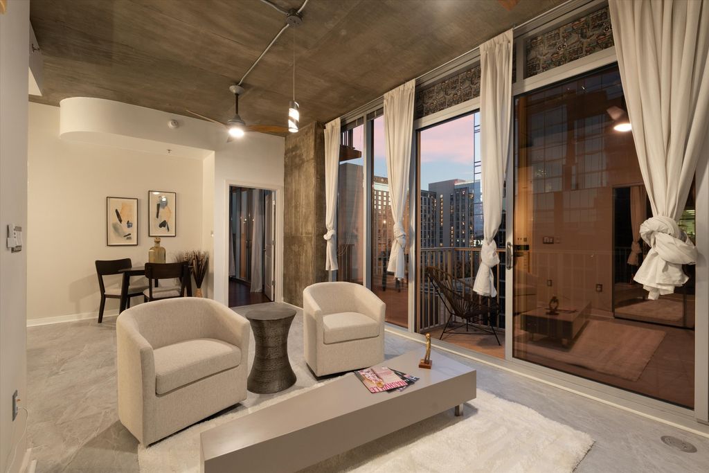 301 Demonbreun St 1418, Nashville