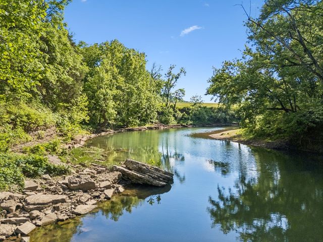 97 Seabo Valley Ln, Hickman