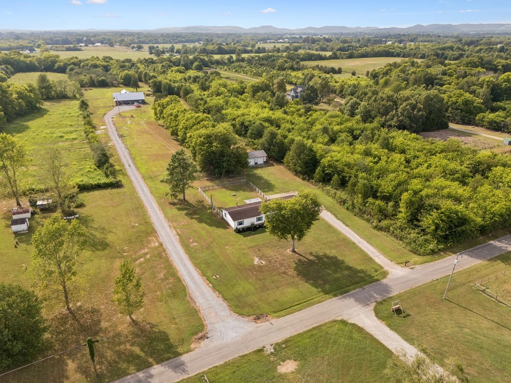 4976 Comstock Rd, Chapel Hill