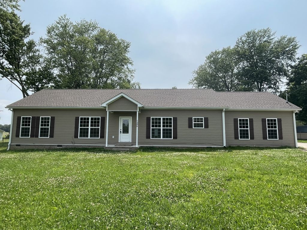 1406 Old Estill Springs Rd, Tullahoma