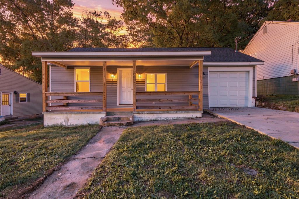3307 E 43rd Street, Chattanooga