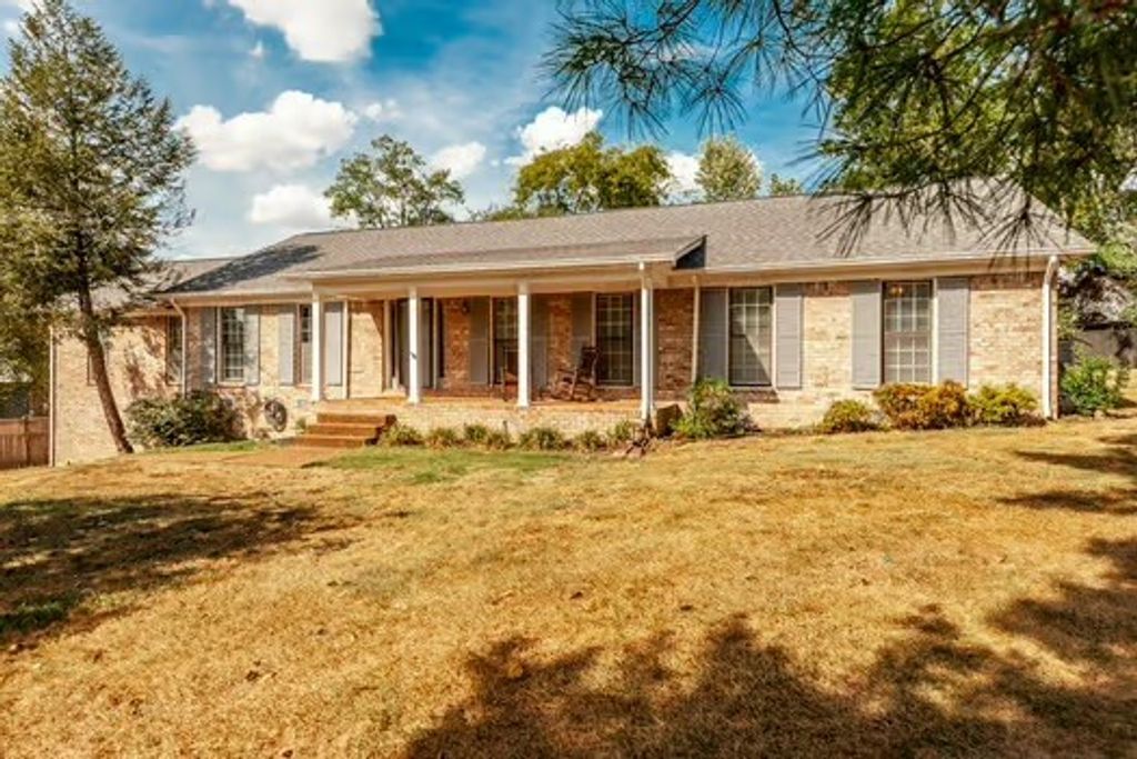 210 Tippett Hollow Ct, Franklin