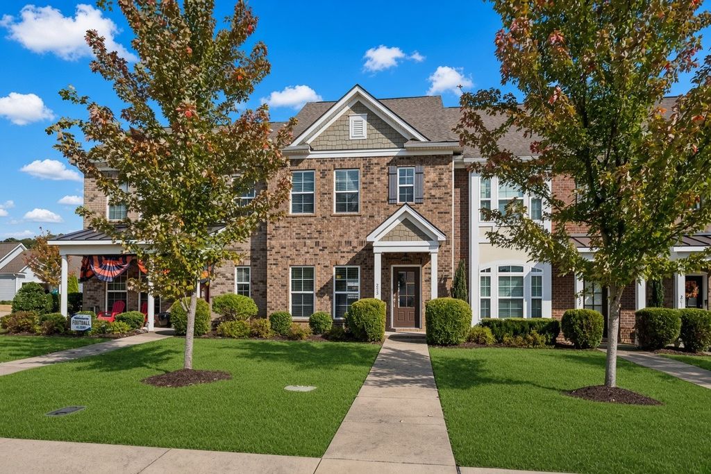 253 Mary Ann Cir, Spring Hill