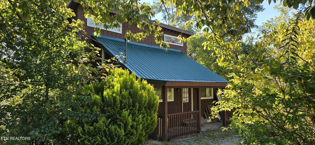 829 W Gold Dust Drive, Pigeon Forge