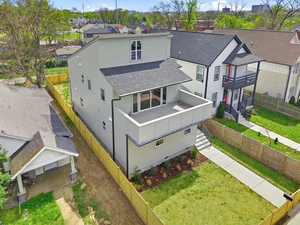 107 Lewis St, Nashville