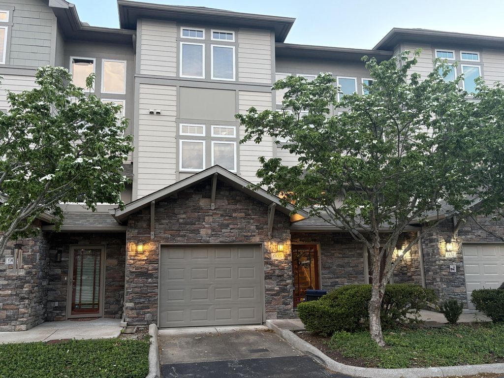 320 Old Hickory Blvd Apt 905, Nashville