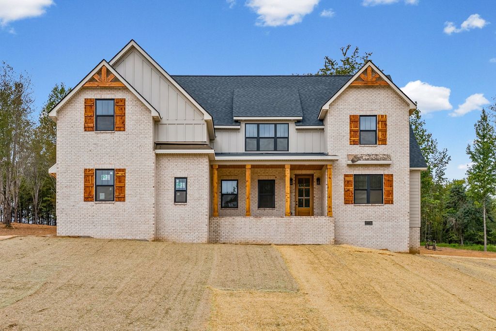 1902 Muddy Branch Rd, Clarksville