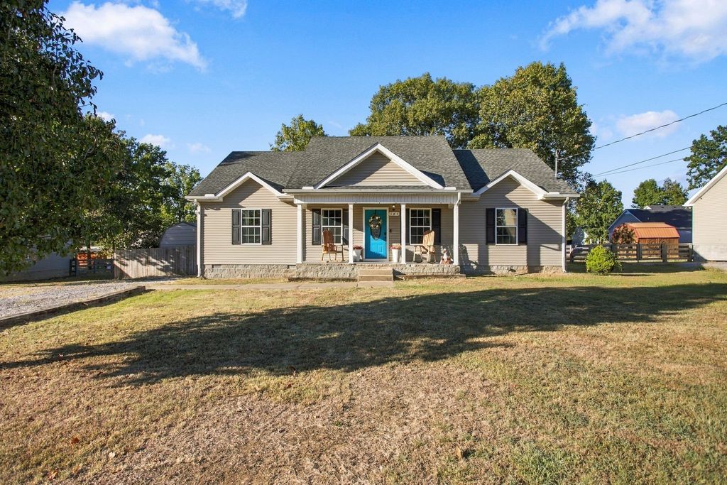 163 Landon Ln, Lewisburg