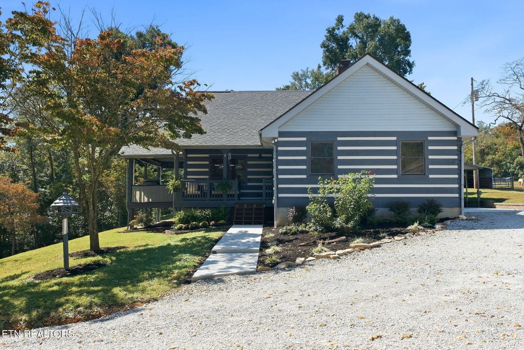 230 Johnson Lane, Rocky Top
