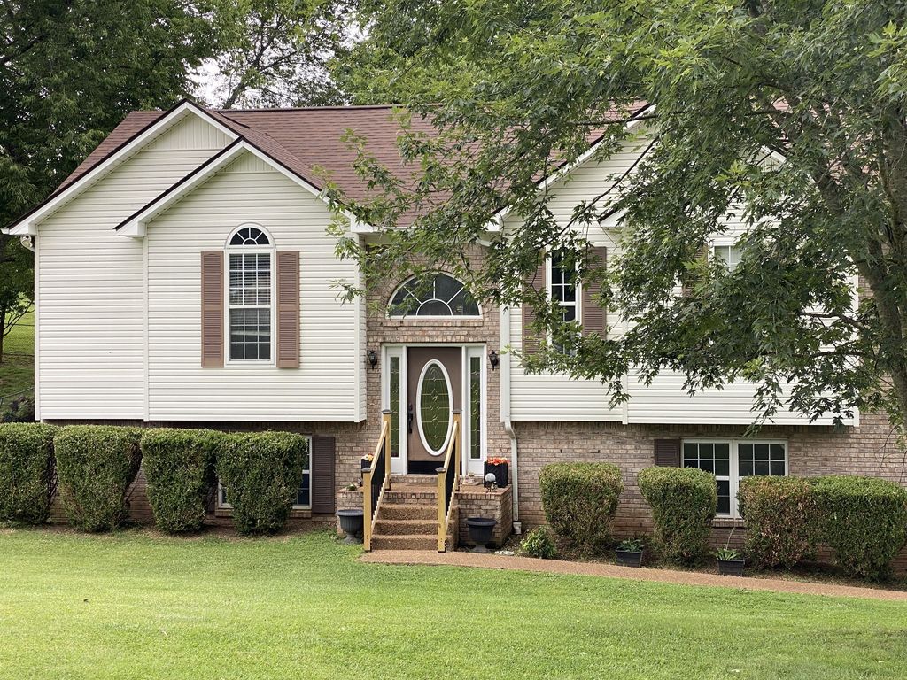 505 Sherry Dr, Columbia