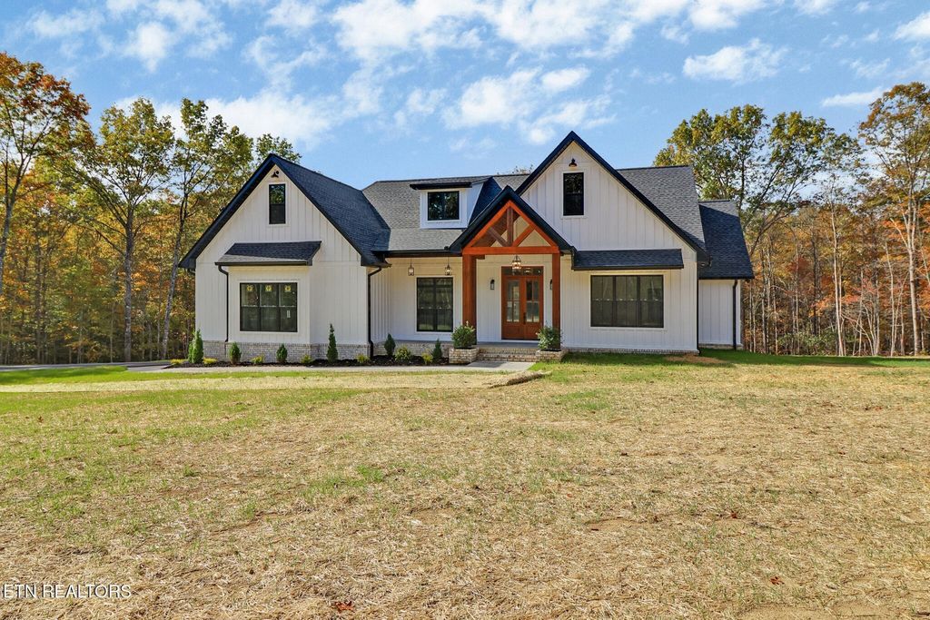 382 Annabelle Way, Jamestown