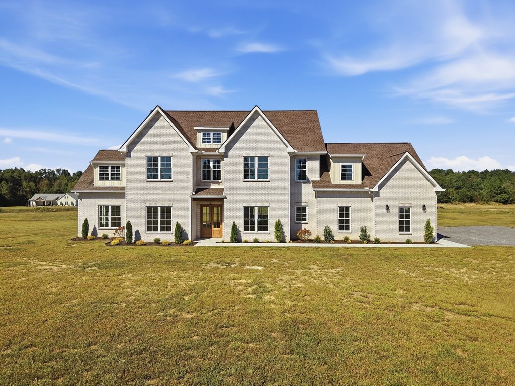 559 Heather Hts, Bradyville