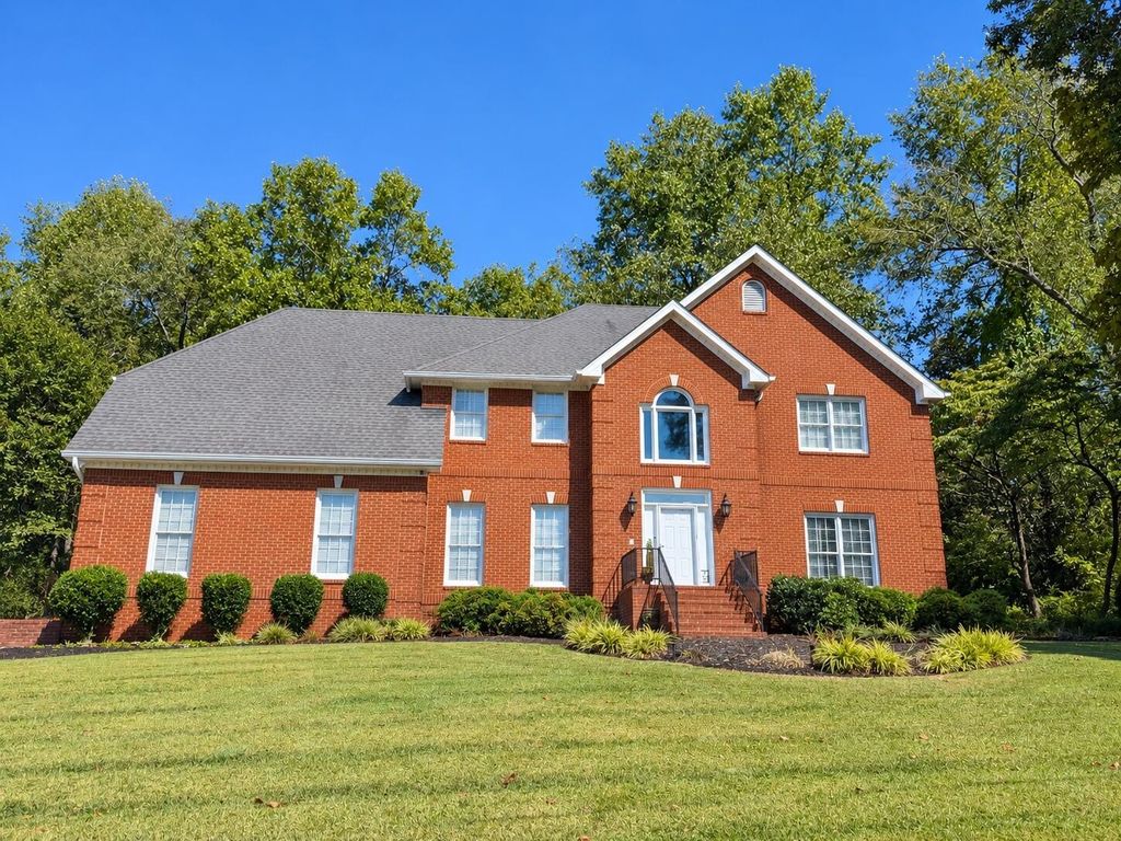7334 Royal Harbour Circle, Ooltewah