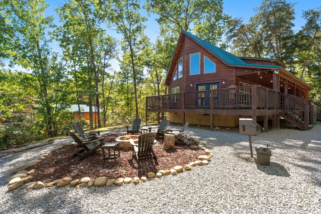4375 Chamberlain Ln, Sevierville