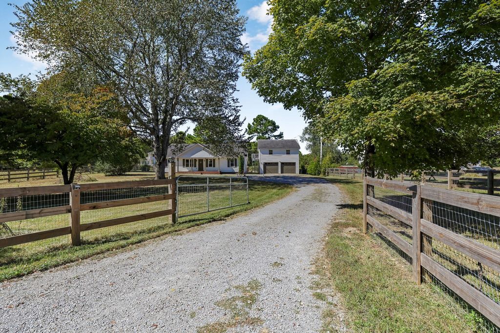 4670 Lunns Store Rd, Chapel Hill