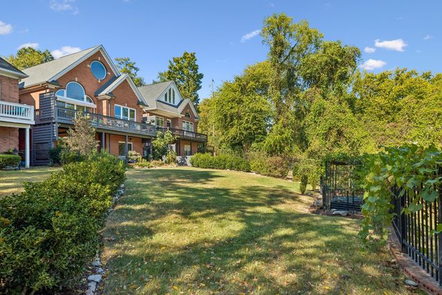 35 Lakeshore Ct, Old Hickory