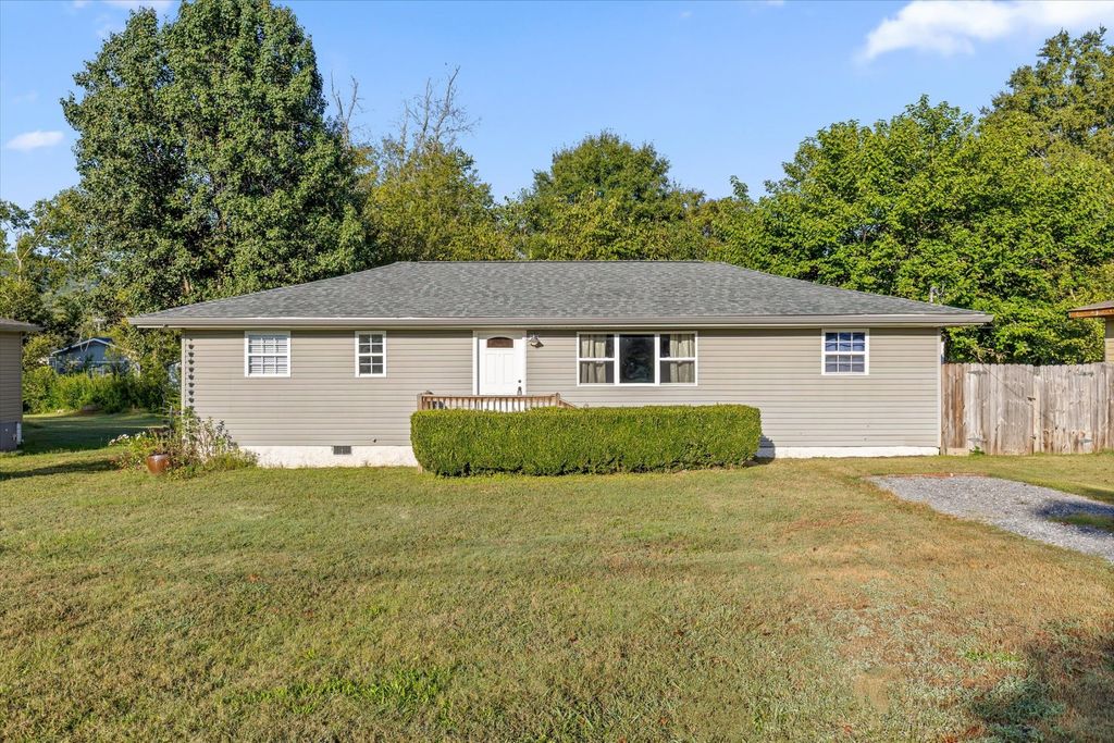 1321 Raydine Ln, Rossville