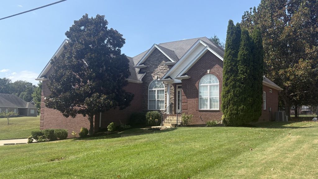 4006 Pilgrim Trl, Greenbrier
