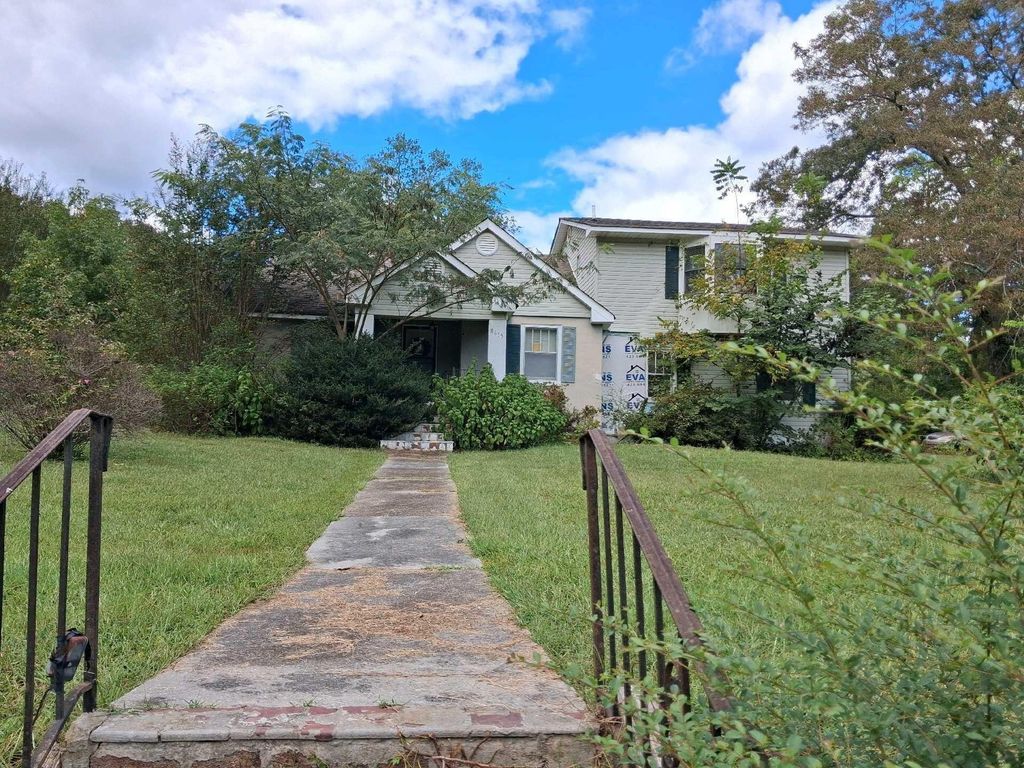 8635 Walnut Road, Hixson