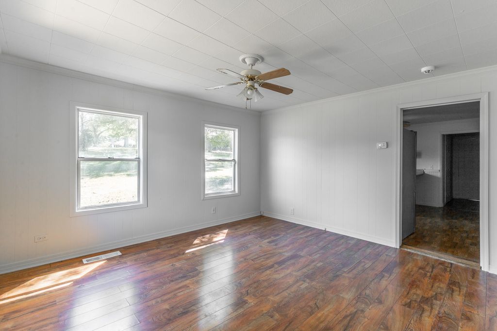 406 Chambers Street, Rossville