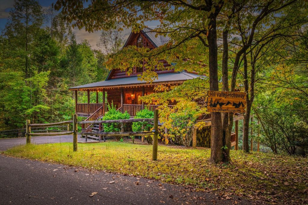 1570 Oldham Springs Way, Sevierville