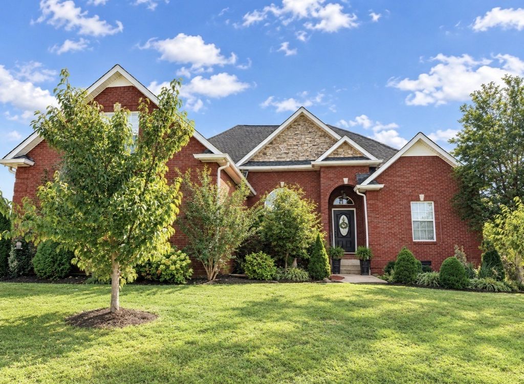 1200 Wicke Rd, Adams