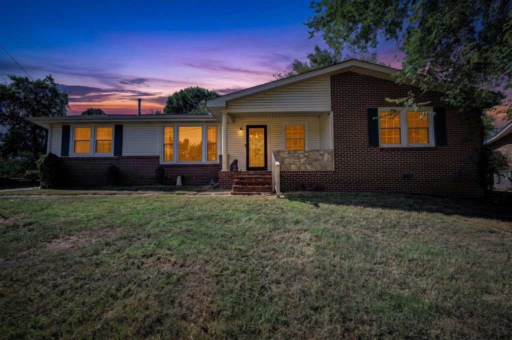 2821 Creekview Dr, Nashville