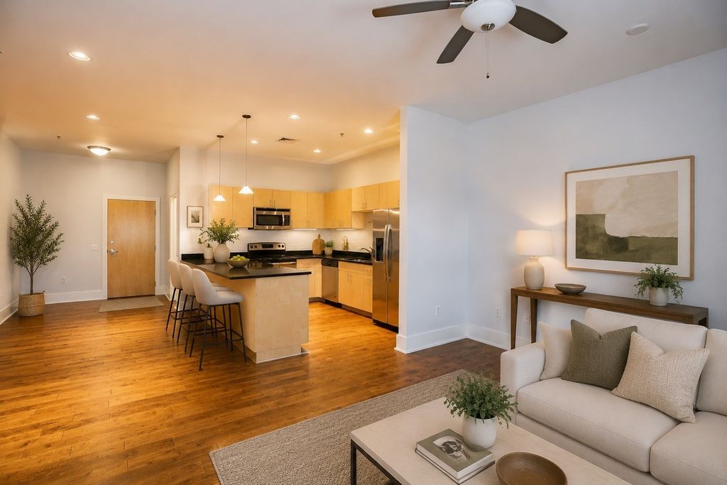 2201 8th Ave S 104, Nashville