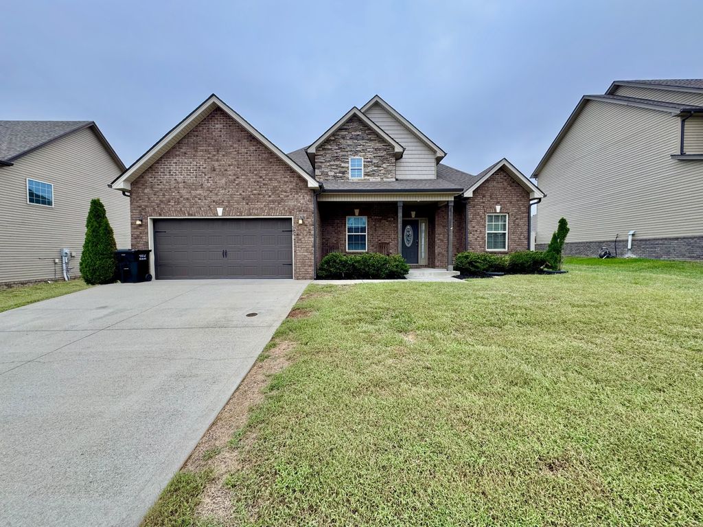 349 Winter Terrace Ln, Clarksville