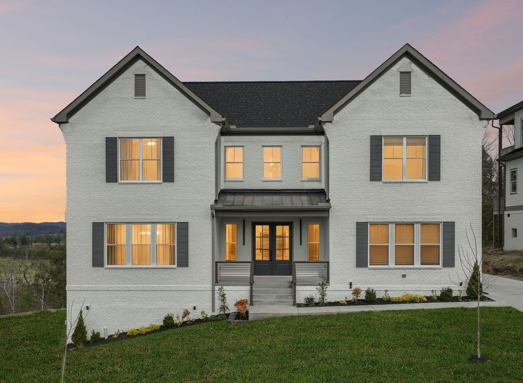 1007 Tiane Trail, Gallatin