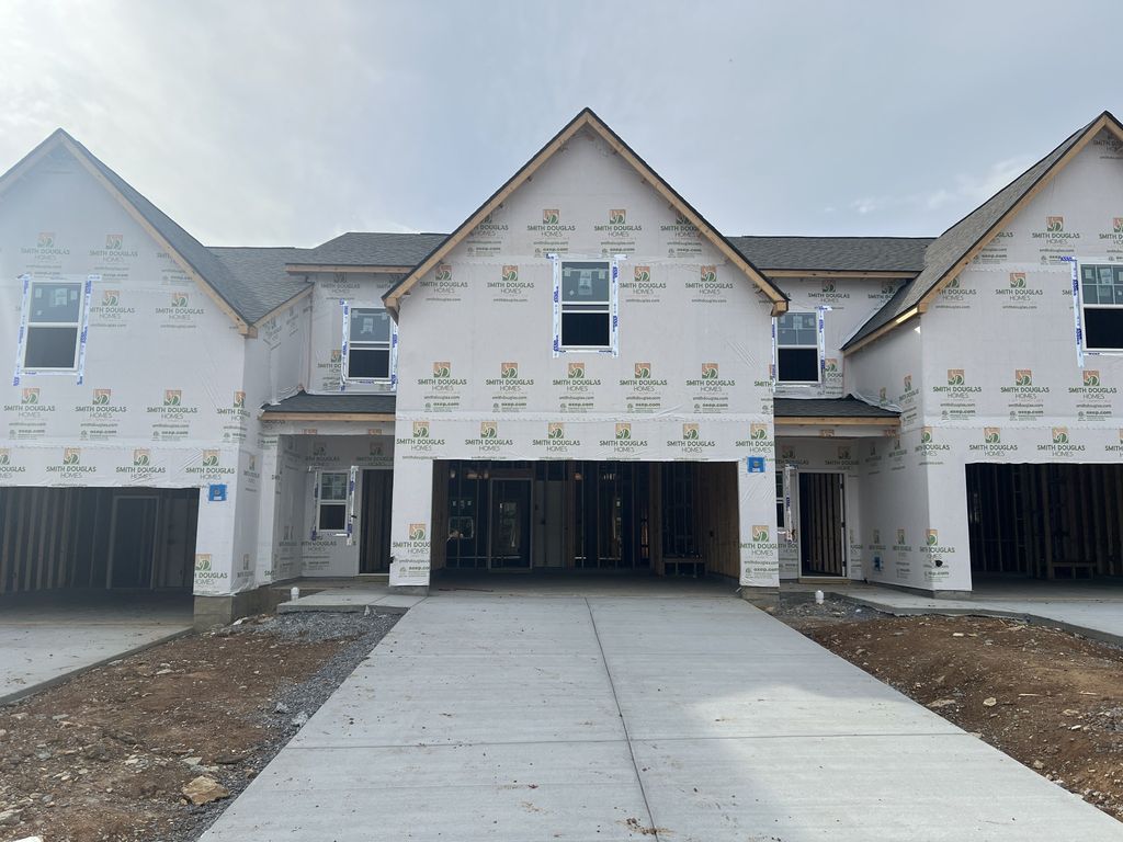 1241 Bronte Dr, Smyrna