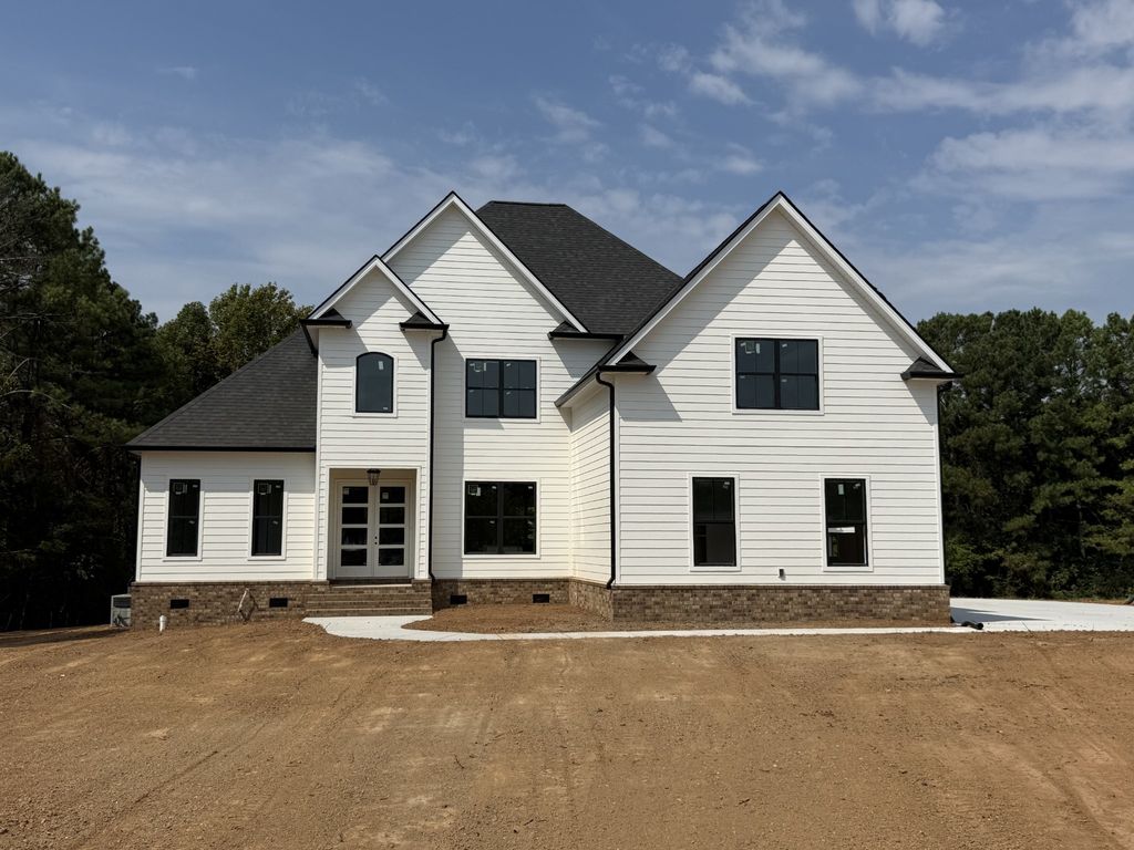 2953 N Thompson Lane, Murfreesboro