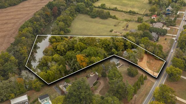7902 Highway 100, Nashville
